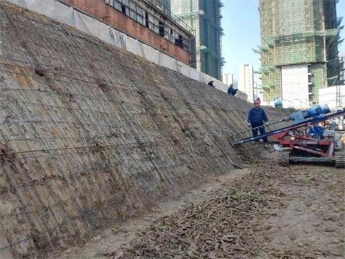 青山建筑边坡支护